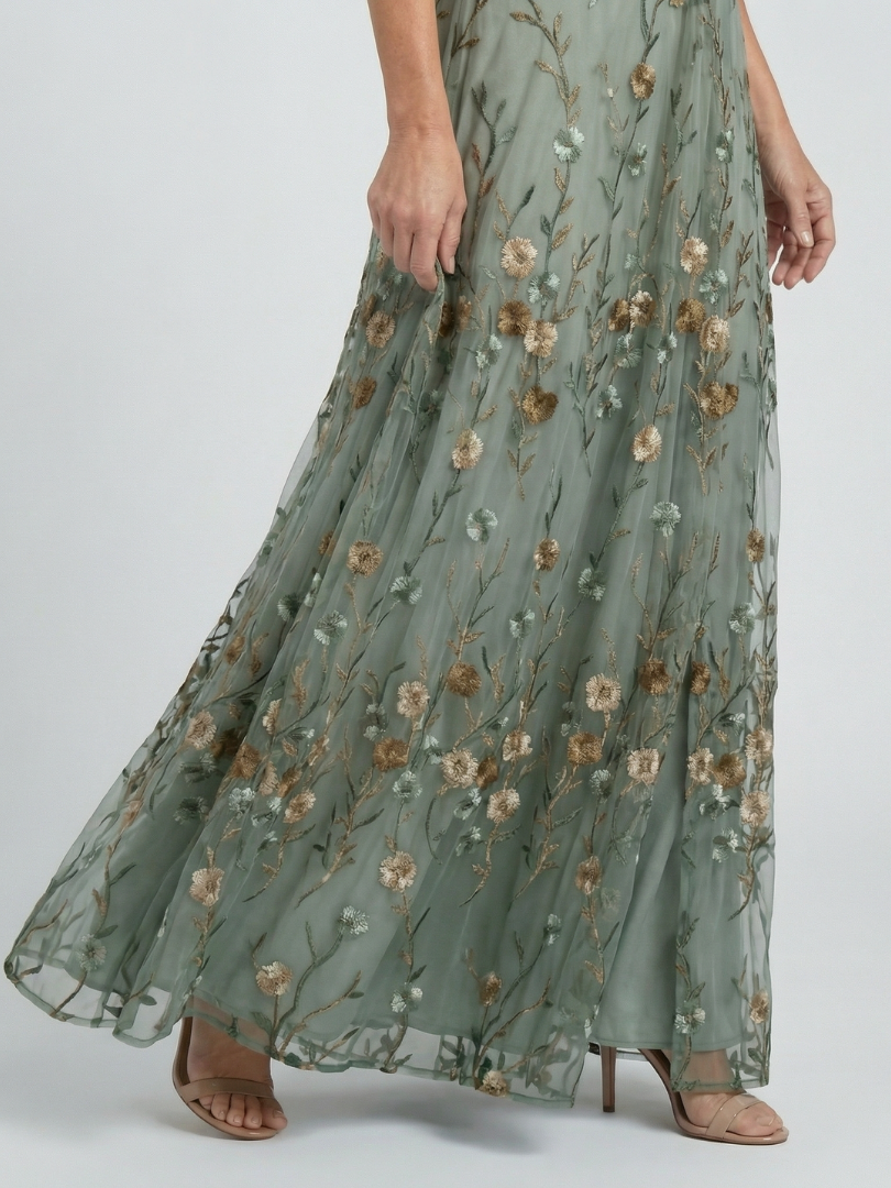 Selena™ | Halter Bloom Flow Maxi Dress