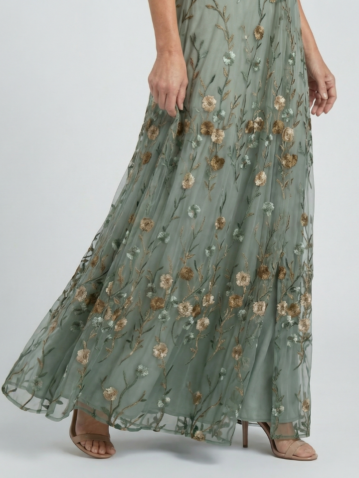 Selena™ | Halter Bloom Flow Maxi Dress