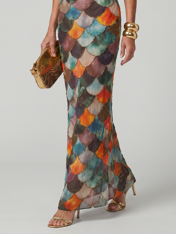 Lara™ | Fitted Multicolor Scale Maxi Dress