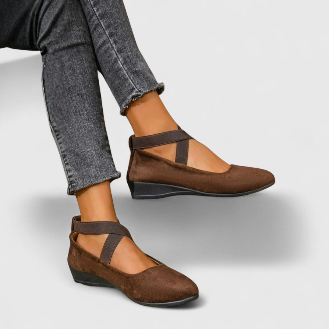 ISABELLA – ELEGANT CROSS-STRAP FLATS