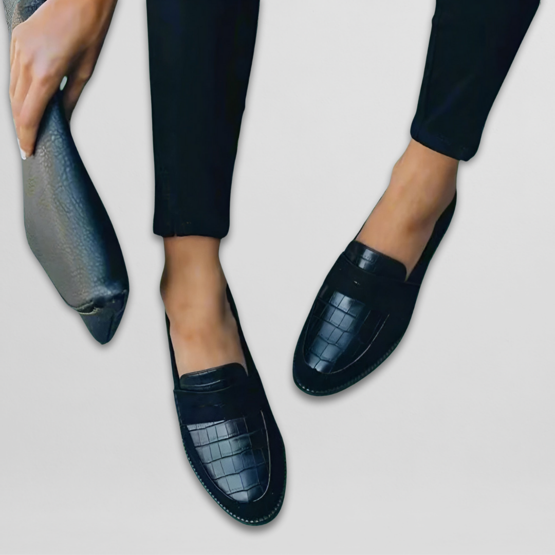 Evi™ | Unique Moccasins with Character