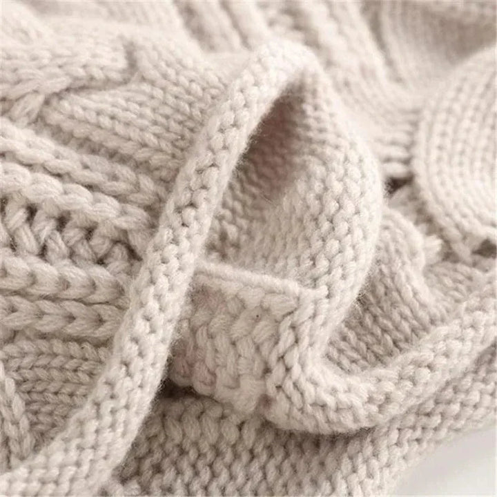 Jennan | Cozy Roll Neck Jumper