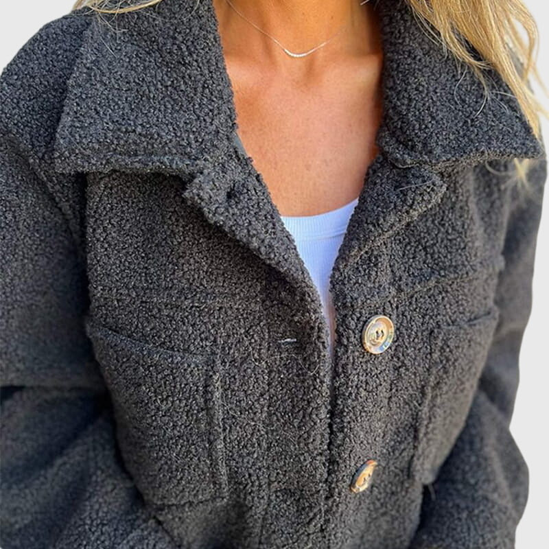 LIA – COZY BUTTON-UP TEDDY JACKET